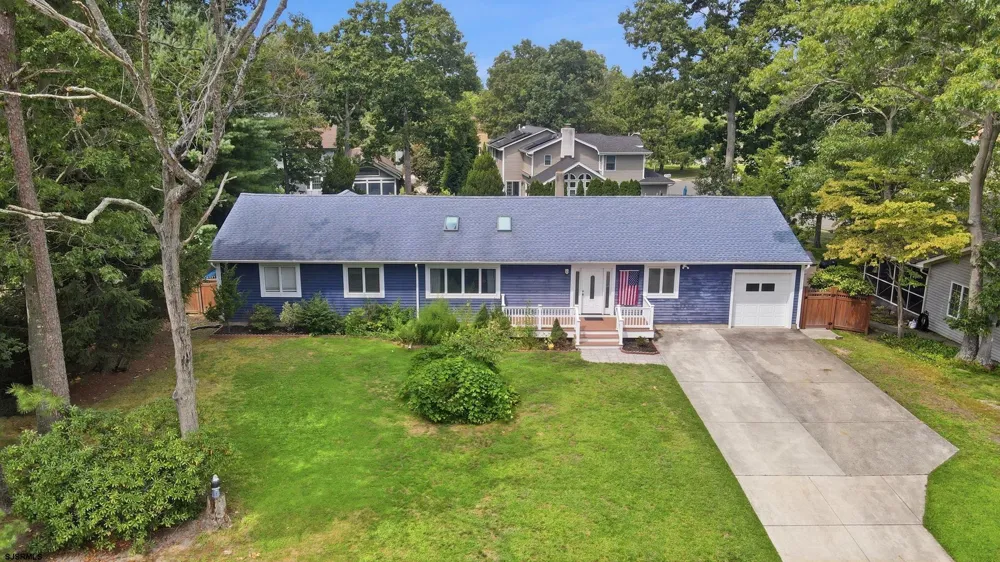303 Knollwood Dr Egg Harbor Township, NJ 08234
