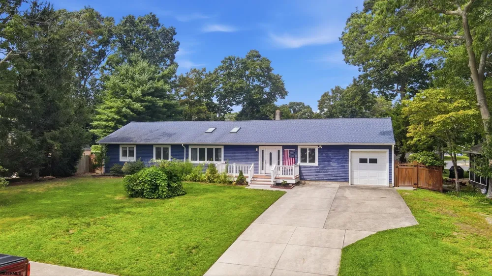 303 Knollwood Dr Egg Harbor Township, NJ 08234