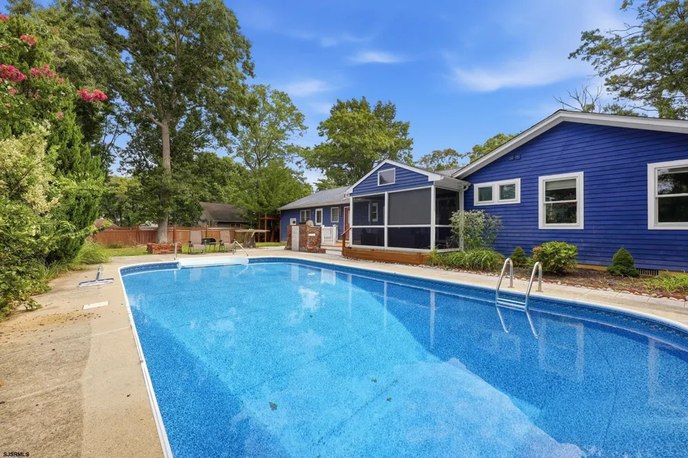 303 Knollwood Dr Egg Harbor Township, NJ 08234