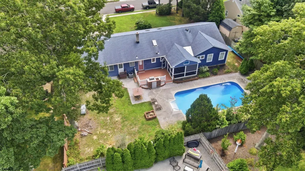 303 Knollwood Dr Egg Harbor Township, NJ 08234