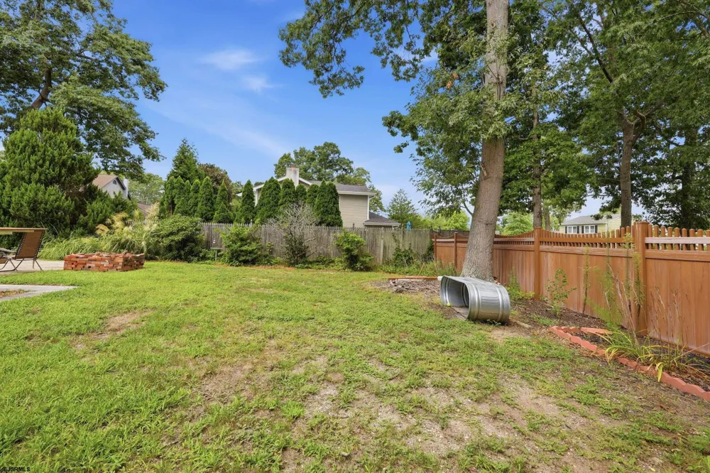 303 Knollwood Dr Egg Harbor Township, NJ 08234