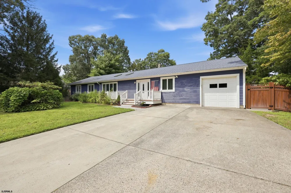 303 Knollwood Dr Egg Harbor Township, NJ 08234