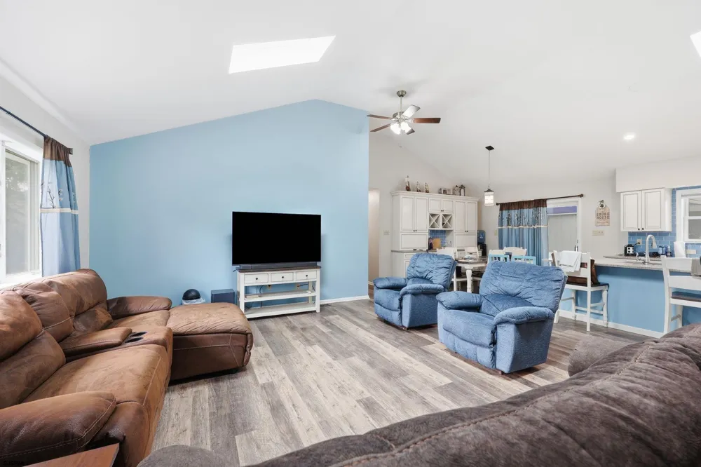 303 Knollwood Dr Egg Harbor Township, NJ 08234