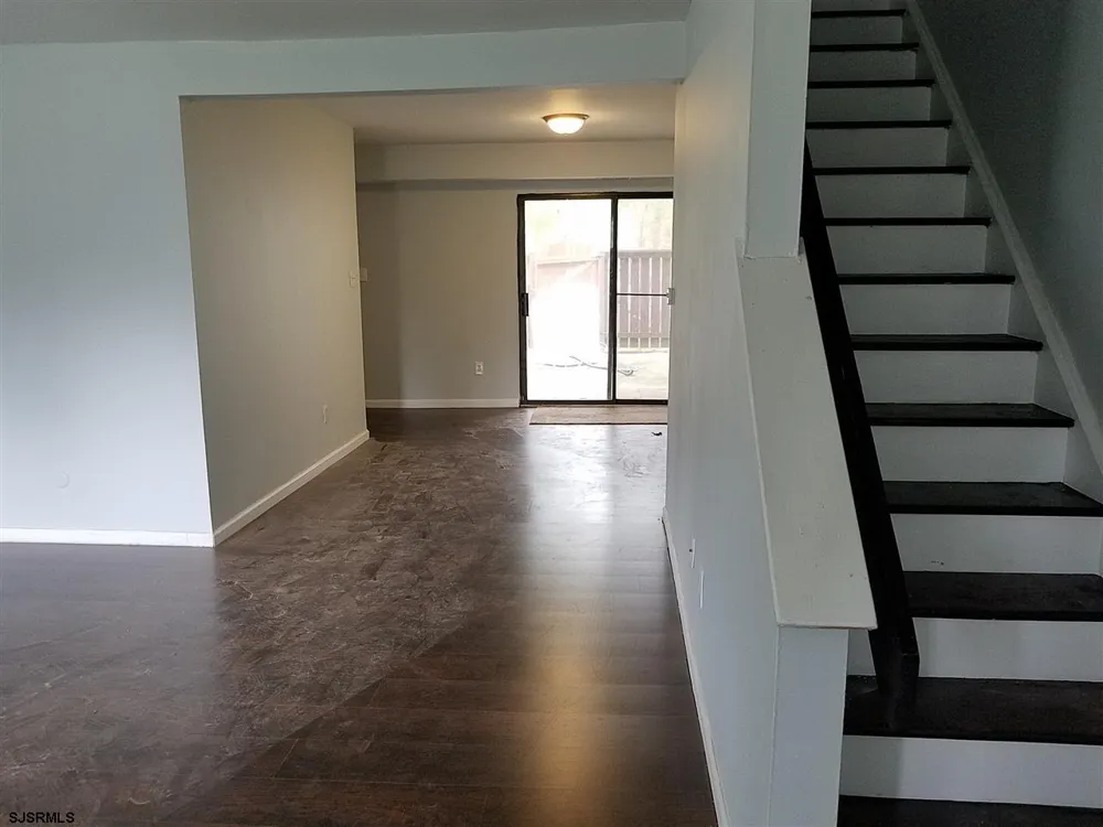2441 Bayberry Ct Mays Landing, NJ 08330