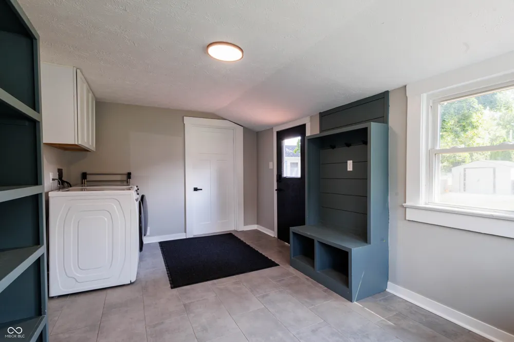 112 W Ohio Fortville, IN 46040