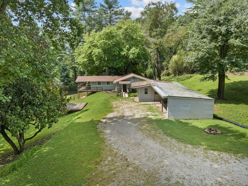 Coweeta Church Rd Otto, NC 28763