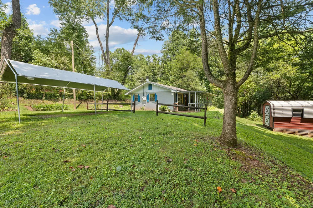 Coweeta Church Rd Otto, NC 28763