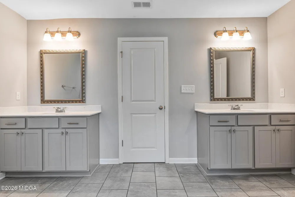 4201 Cornwall Drive Forsyth, GA 31029