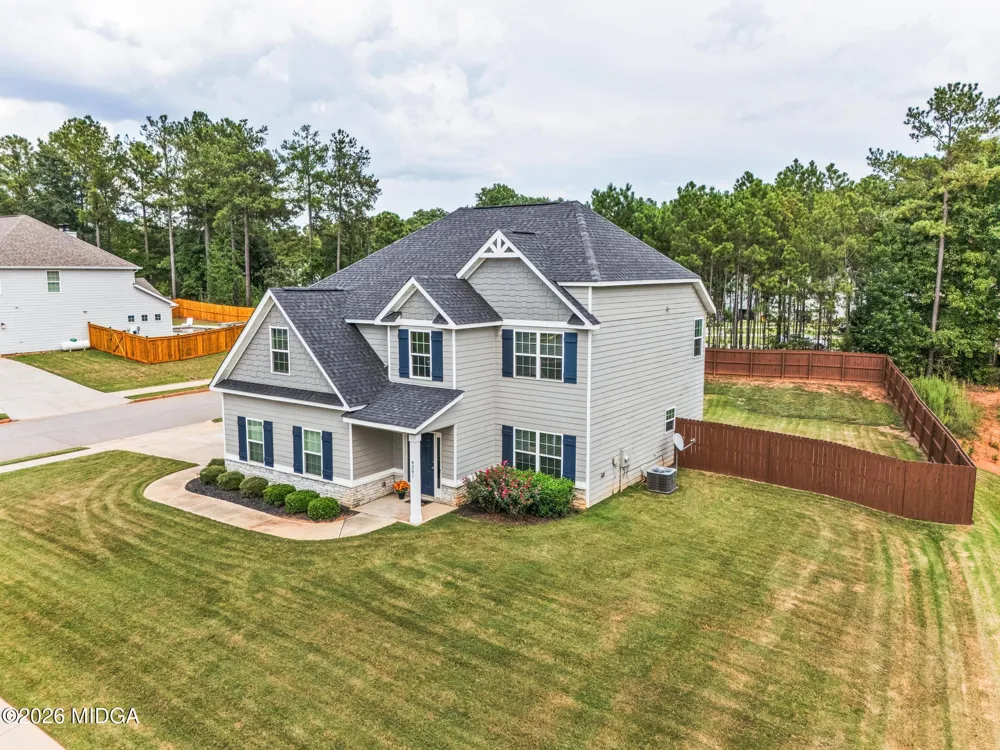 4201 Cornwall Drive Forsyth, GA 31029