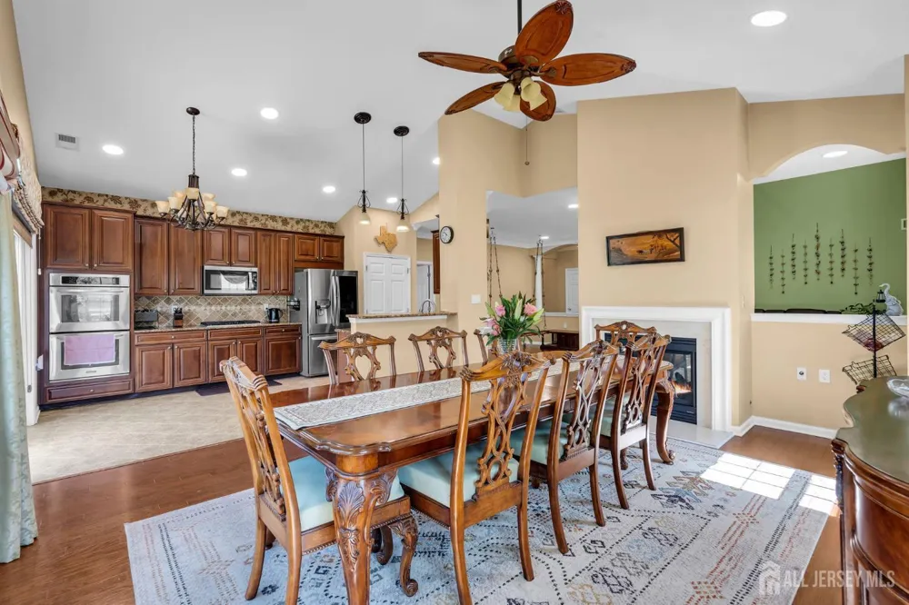 10 Nappa Court Monroe, NJ 08831