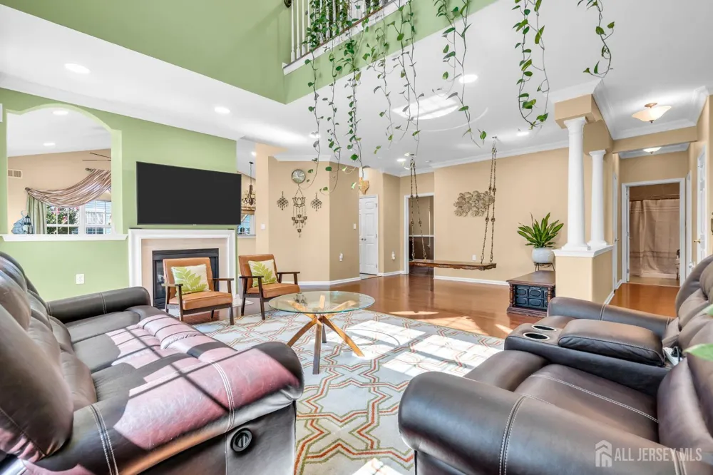 10 Nappa Court Monroe, NJ 08831
