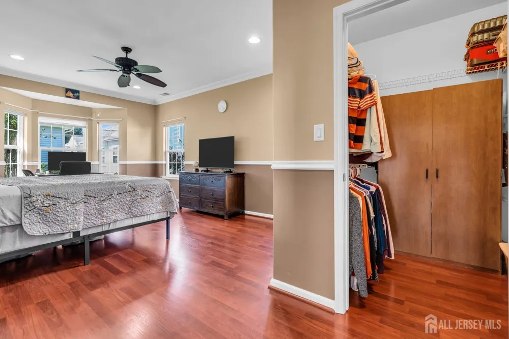 10 Nappa Court Monroe, NJ 08831