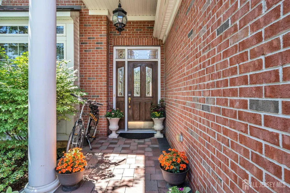 10 Nappa Court Monroe, NJ 08831