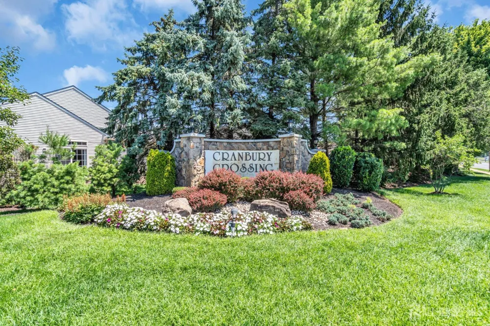 10 Nappa Court Monroe, NJ 08831