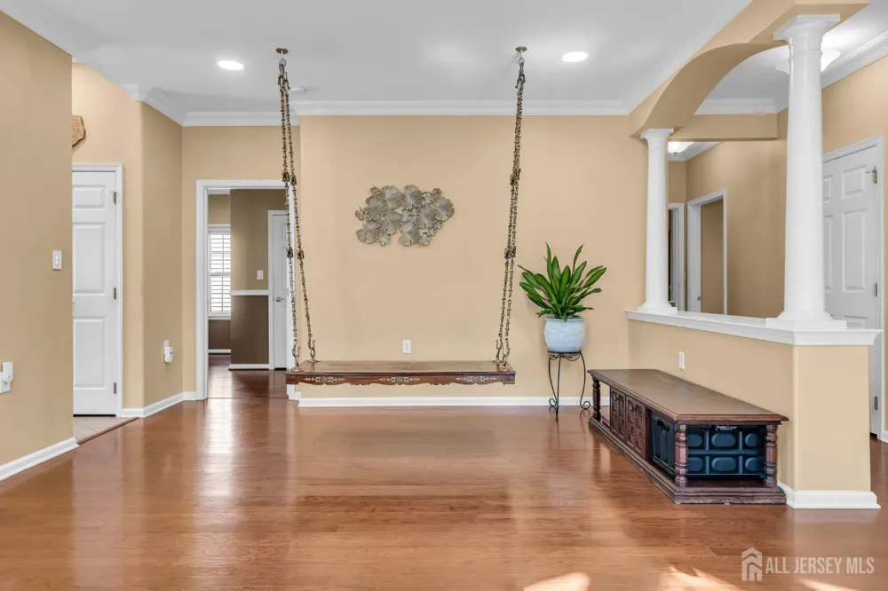 10 Nappa Court Monroe, NJ 08831