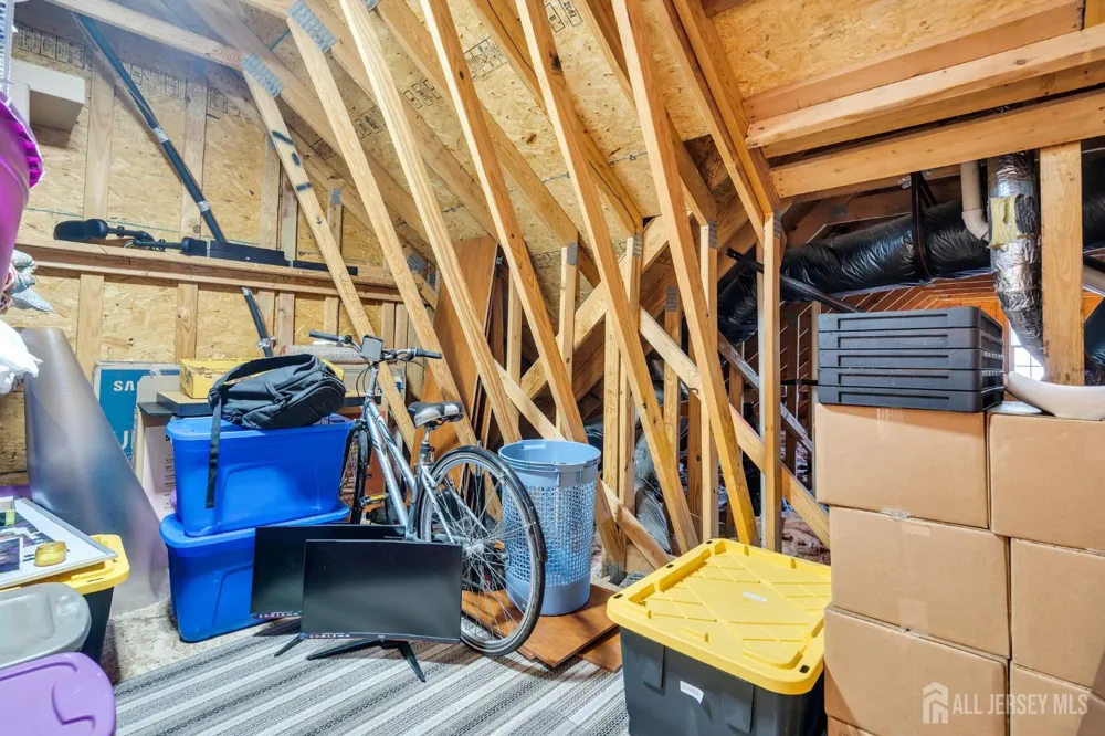 10 Nappa Court Monroe, NJ 08831