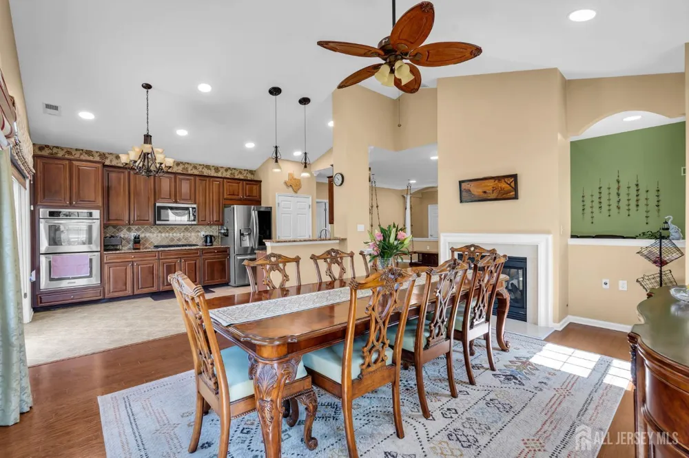10 Nappa Court Monroe, NJ 08831
