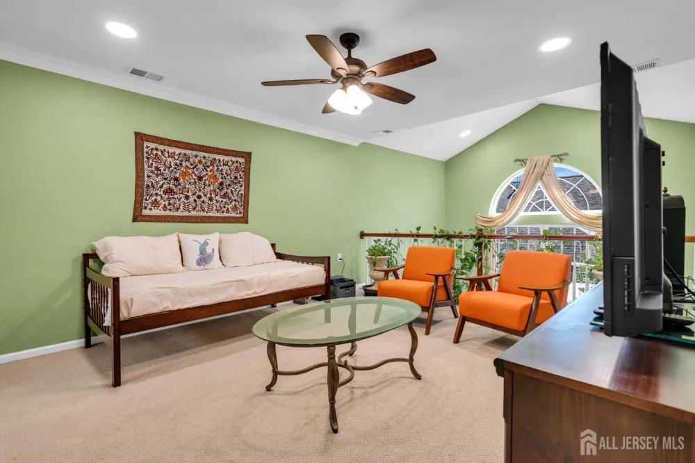 10 Nappa Court Monroe, NJ 08831