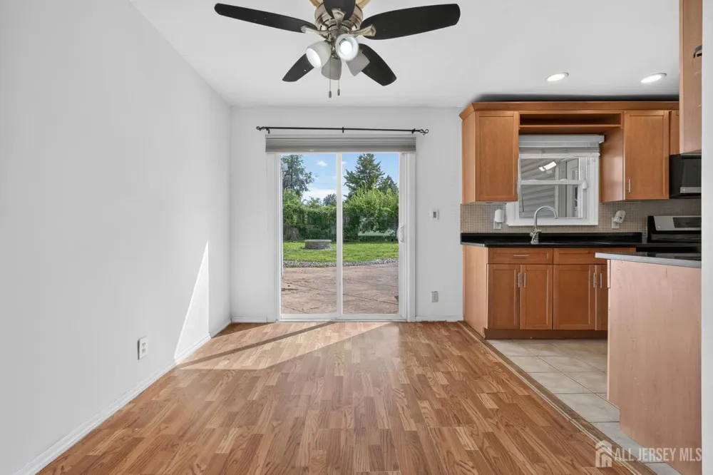 17 Joanna Place Colonia, NJ 07067