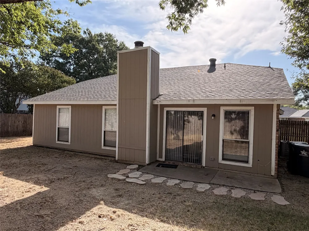 6206 Fernwood Drive Arlington, TX 76001