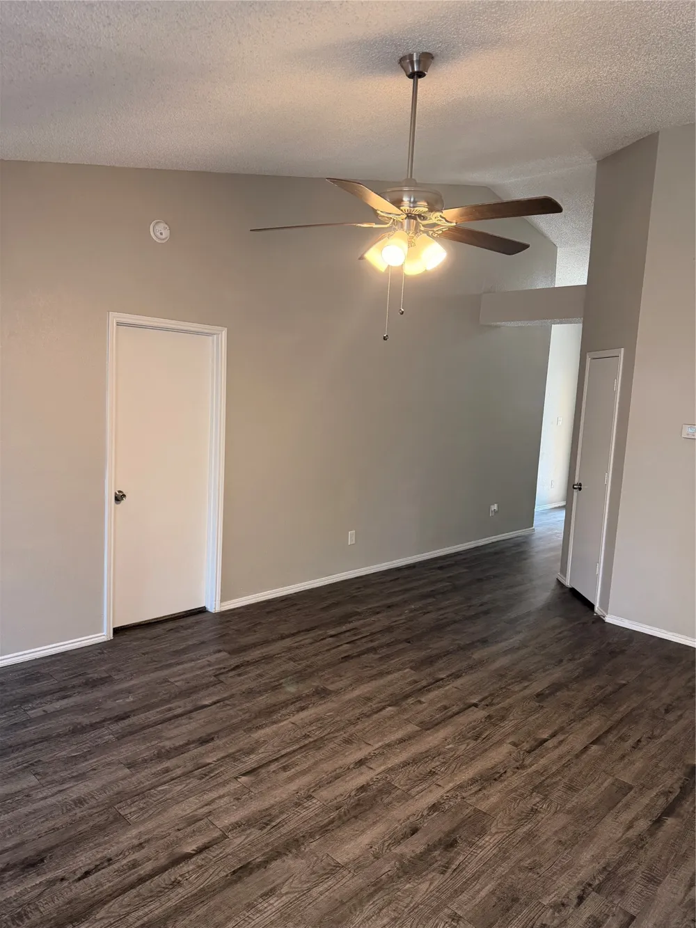 6206 Fernwood Drive Arlington, TX 76001