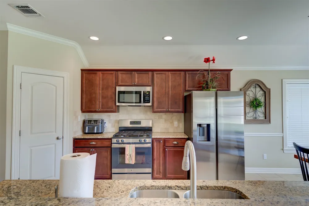 2395 Tallgrass Circle Bossier City, LA 71111