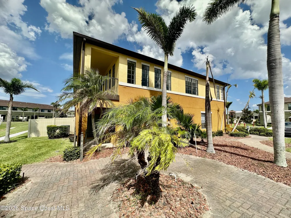 1310 Lara Circle #101 Rockledge, FL 32955