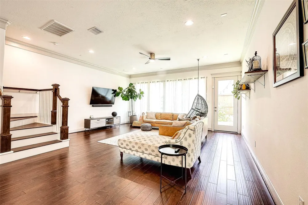 5807 Kansas Street #D Houston, TX 77007