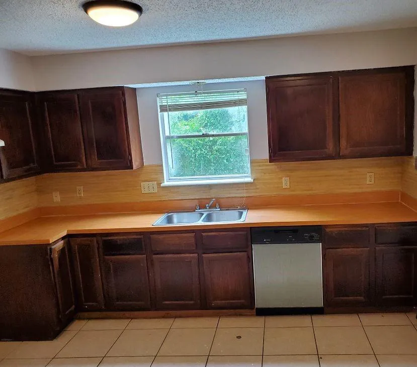9201 Carousel Lane #A Houston, TX 77080