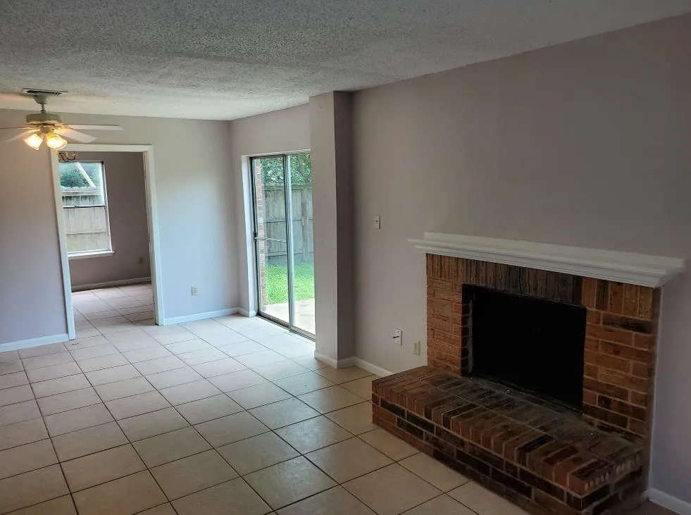 9201 Carousel Lane #A Houston, TX 77080