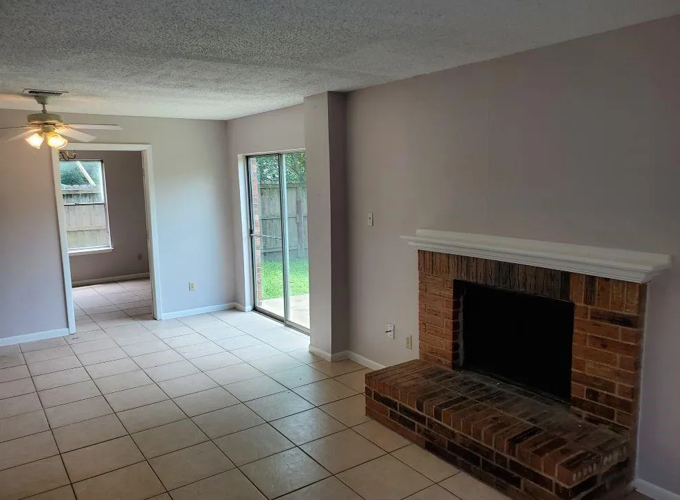 9201 Carousel Lane #A Houston, TX 77080