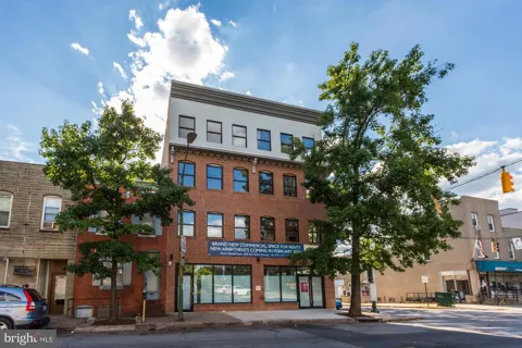 400 HIGHLAND AVENUE #303