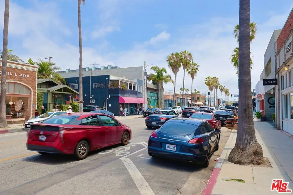 510 Venice Way Los Angeles, CA 90291