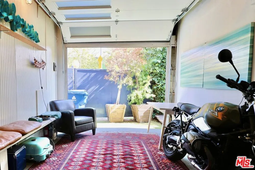 510 Venice Way Los Angeles, CA 90291