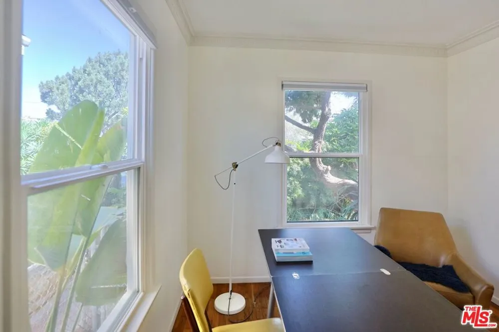 510 Venice Way Los Angeles, CA 90291