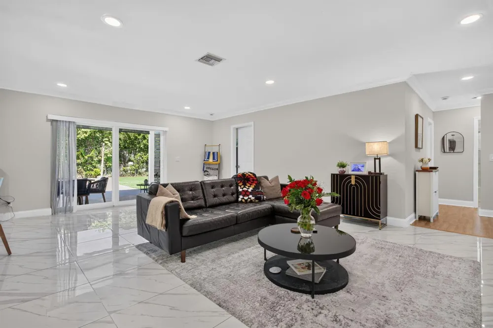 2400 NW 105TH TERRACE Coral Springs, FL 33065