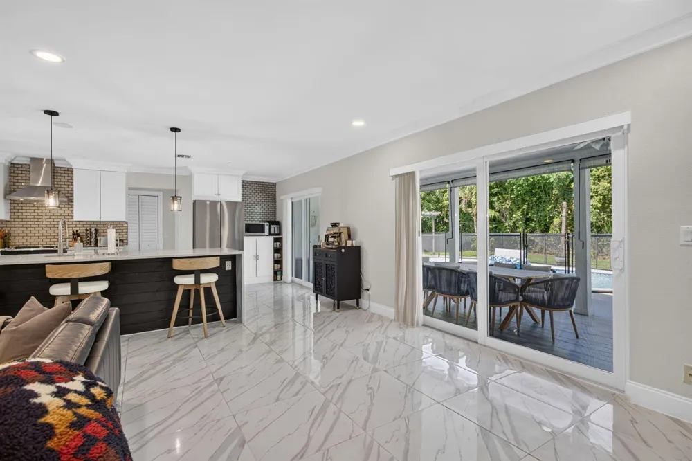 2400 NW 105TH TERRACE Coral Springs, FL 33065