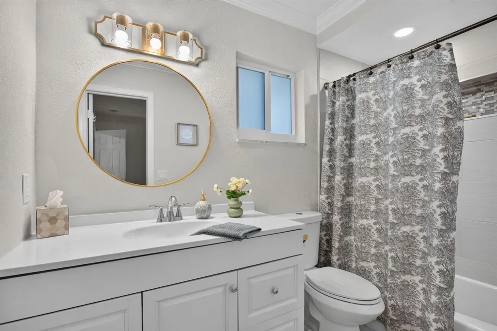 2400 NW 105TH TERRACE Coral Springs, FL 33065