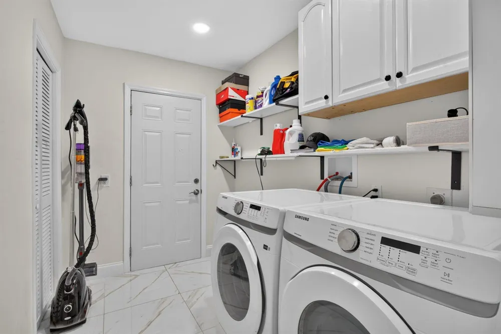 2400 NW 105TH TERRACE Coral Springs, FL 33065
