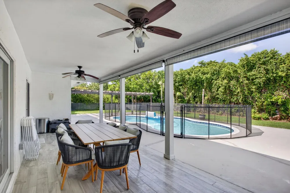 2400 NW 105TH TERRACE Coral Springs, FL 33065