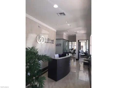 5258 Golden Gate Parkway #9