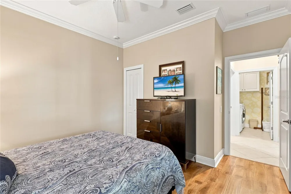 7201 VISTA BELLA DRIVE Bradenton, FL 34209