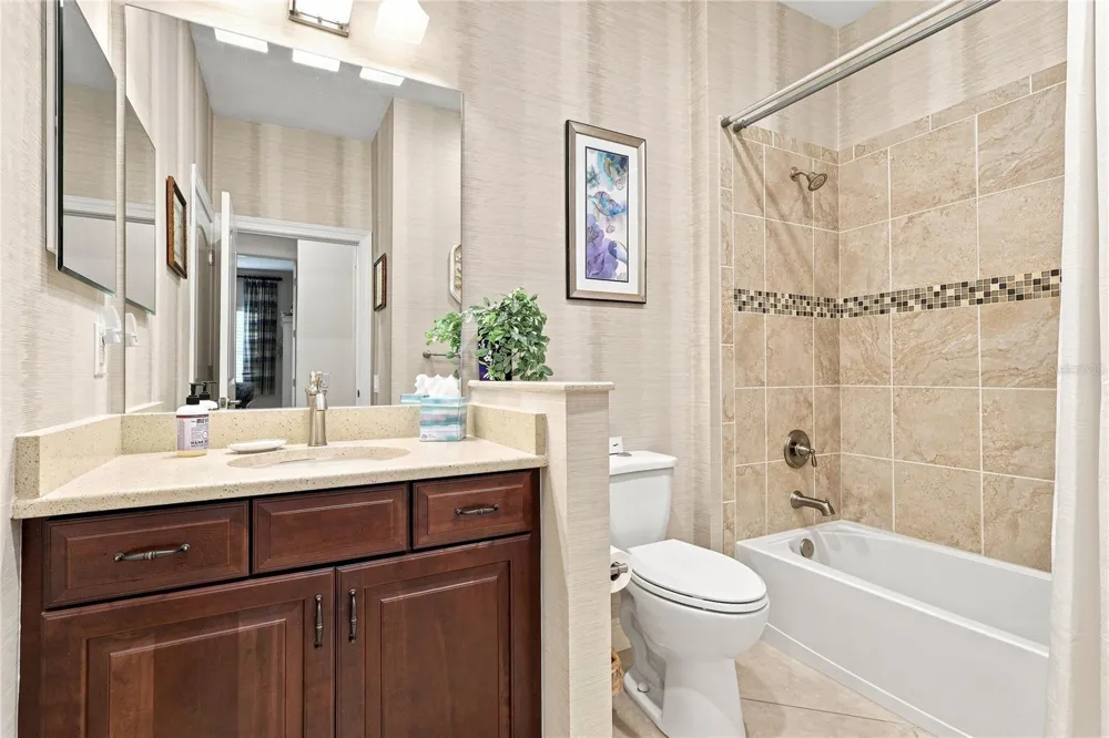 7201 VISTA BELLA DRIVE Bradenton, FL 34209