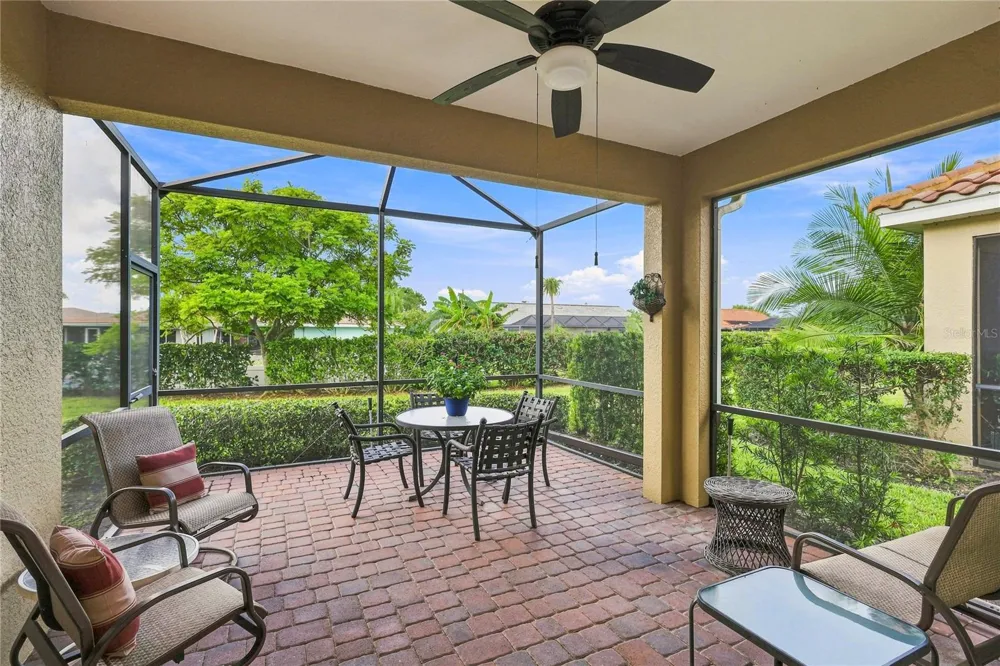 7201 VISTA BELLA DRIVE Bradenton, FL 34209