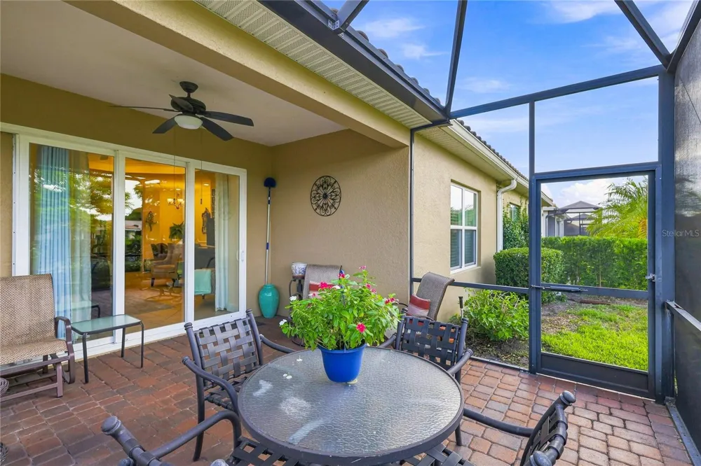7201 VISTA BELLA DRIVE Bradenton, FL 34209