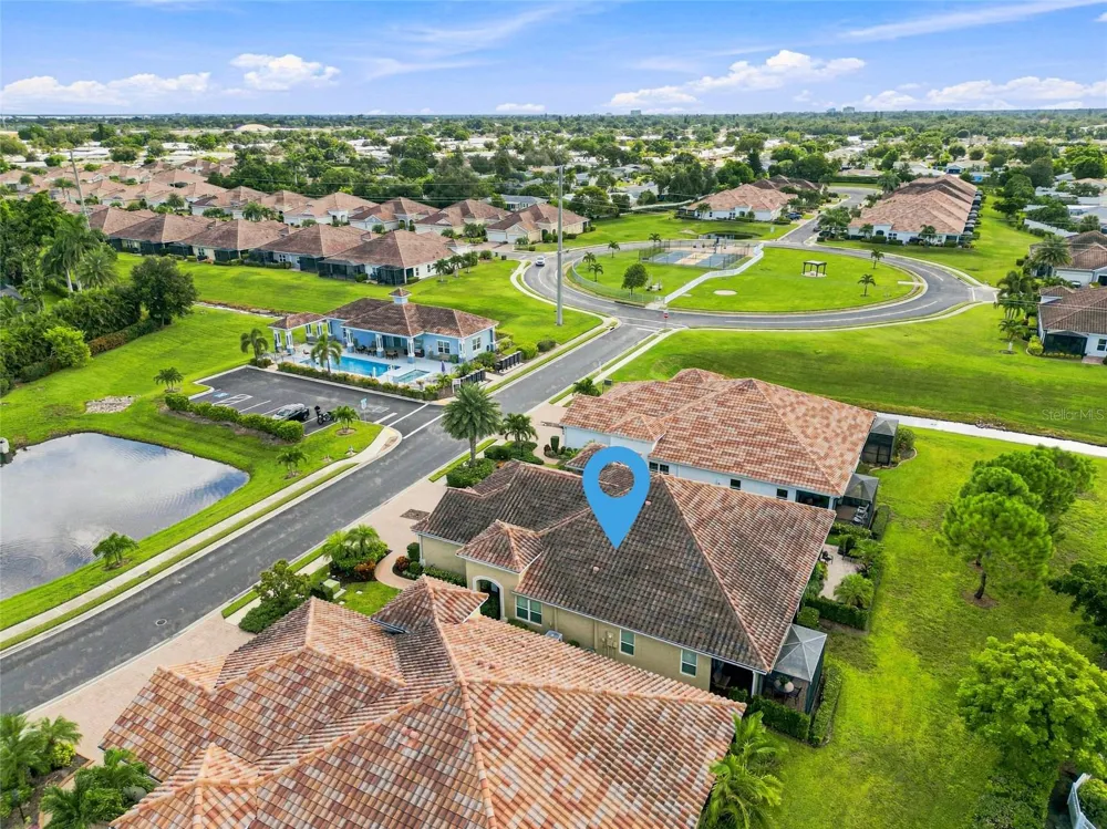 7201 VISTA BELLA DRIVE Bradenton, FL 34209