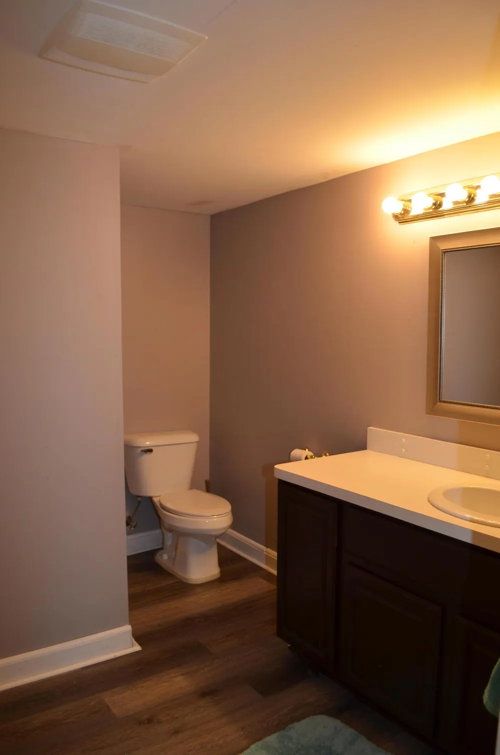 7686 Cherrywood Drive Westland City, MI 48185