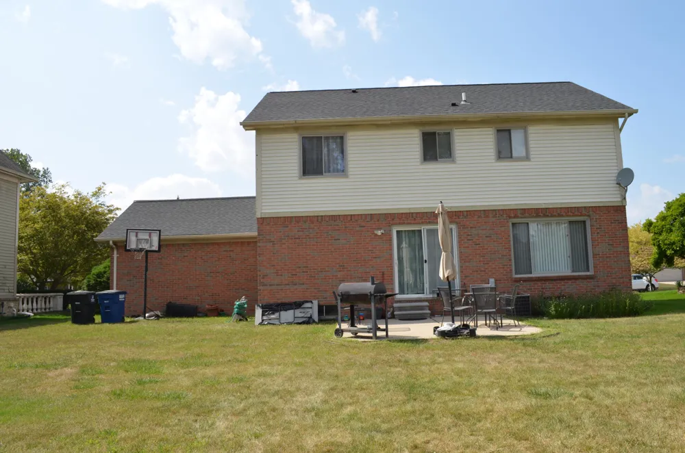 7686 Cherrywood Drive Westland City, MI 48185