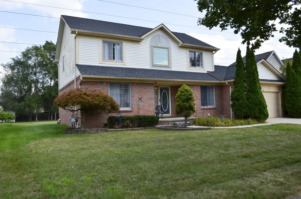 7686 Cherrywood Drive Westland City, MI 48185