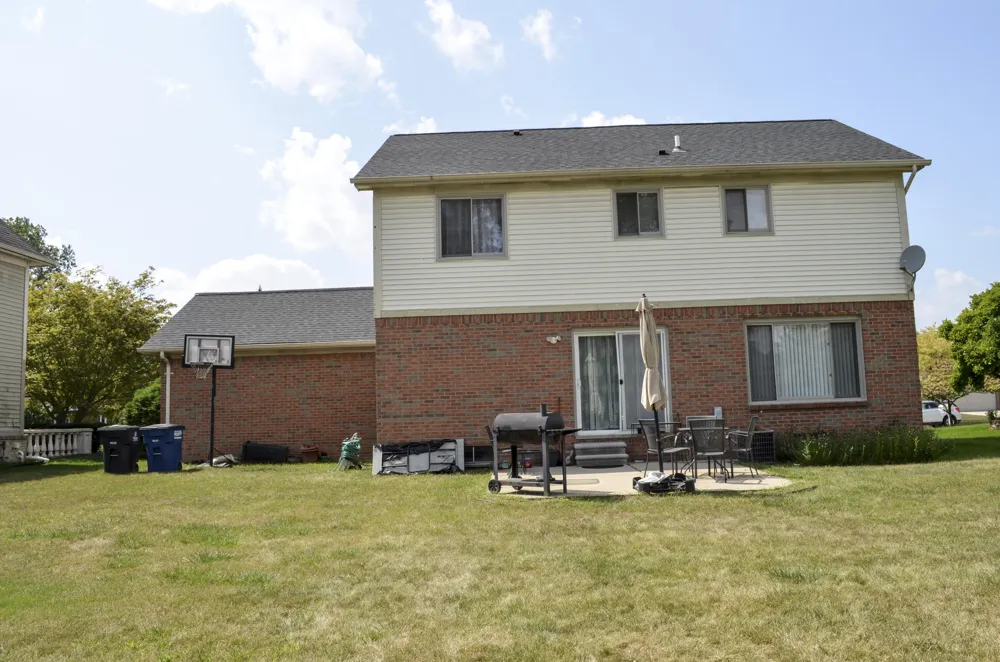 7686 Cherrywood Drive Westland City, MI 48185